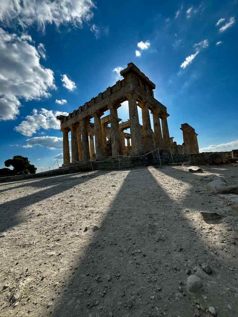 חופשת שייט באתונה והאיים הסרוניים