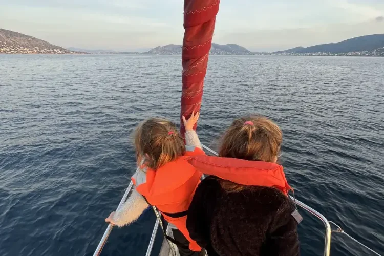 חופשת שייט עם ילדים sailing-holidays-with-kids
