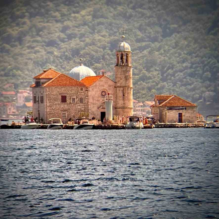 חופשת שייט במונטנגרו